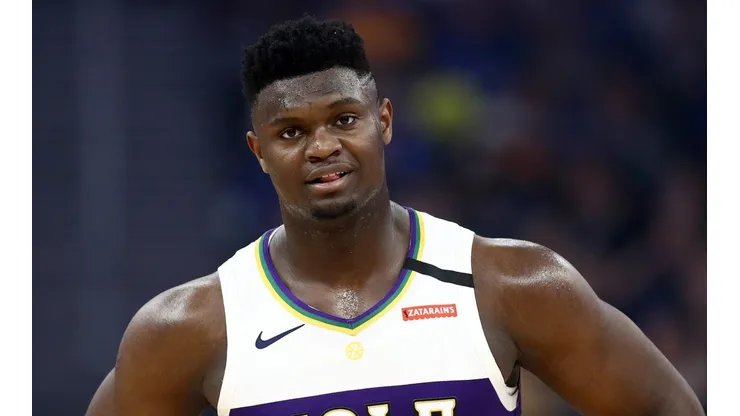 Zion Williamson igualó a Michael Jordan con noche histórica ante Warriors