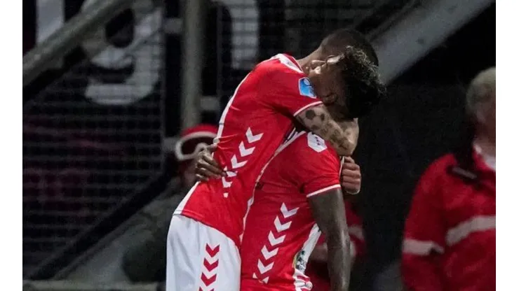 Peña y Araujo destacaron el último fin de semana con el Emmen.