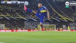 ¿Ibrahimovic, eres tú? El imposible control de Villa con Boca