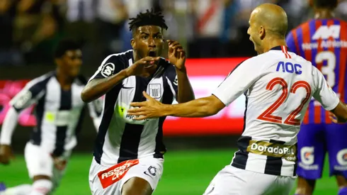 Carlos Ascues llegó a Alianza Lima para este 2020.