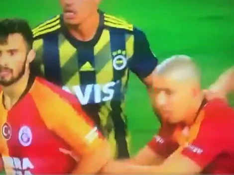 Qué locos que están los compañeros de Falcao: se empujan entre ellos