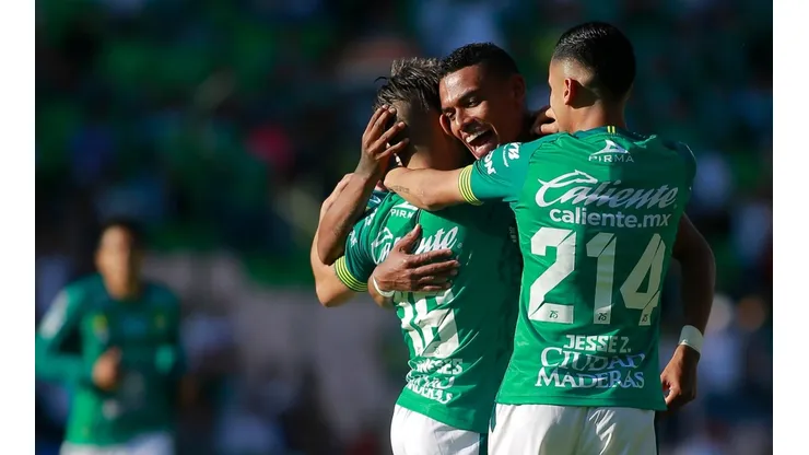 León venció 2-1 a Necaxa.