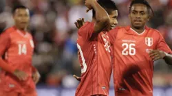 Reyna y Flores ya saben lo que es jugar con la Selección Peruana.
