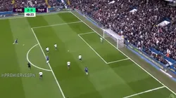 Chelsea tocó de un lado al otro y Alonso metió un bombazo para el 2-0 ante Tottenham