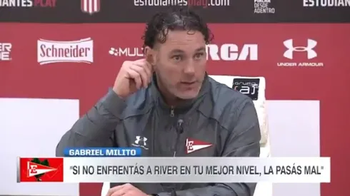 Gabriel Milito en conferencia de prensa.