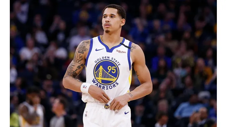 Derechos de Toscano fueron traspasados a los Lakers