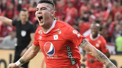 América sale con el 9-11 en su formación inicial contra Santa Fe