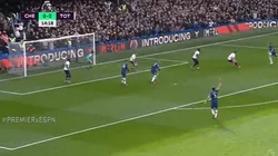 Salvó Lloris, pegó en el palo y Giroud terminó metiendo un golazo