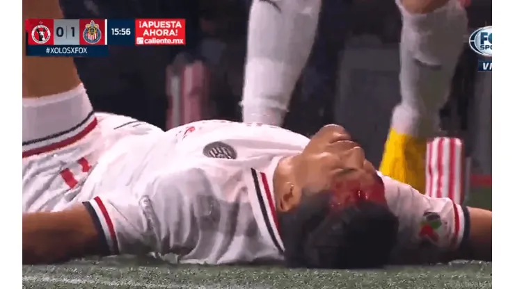 La falta de Mauro Laínez abrió la polémica Xolos vs. Chivas