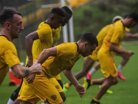 Casi listo el once de Barcelona para una visita de riesgo a Delfín