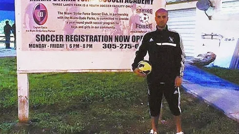 Darío Husaín disfruta de su trabajo en Miami como formador infantil de fútbol.