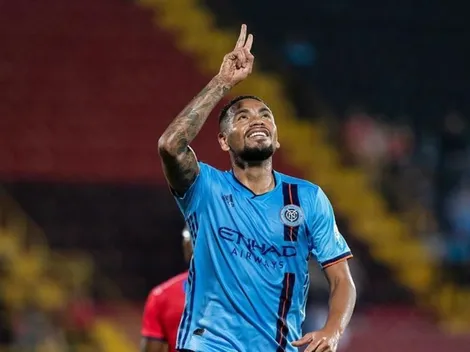 Callens subió increíbles fotos a Instagram de su primer gol del año