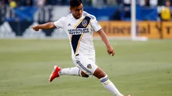 Efrain Álvarez salió lesionado en un amistoso entre LA Galaxy y Colorado Rapids.
