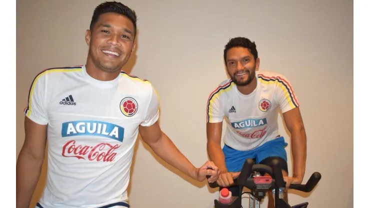 Teófilo Gutiérrez y Able Aguilar en una concentración de la Selección Colombia antes del Mundial Rusia 2018.