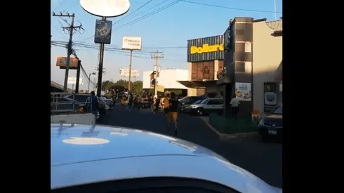 ¡Basta de violencia! Enfrentamiento entre aficionados de Tigres y Alianza