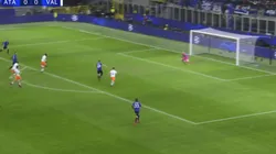 Un penal en movimiento: el infernal atajadón de Doménech ante Atalanta