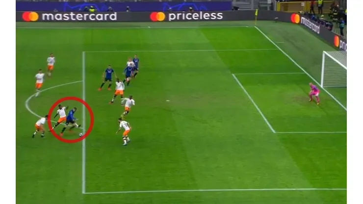 Ilicic metió la cola para aguantarla y sacó un latigazo para el 2 a 0 de Atalanta