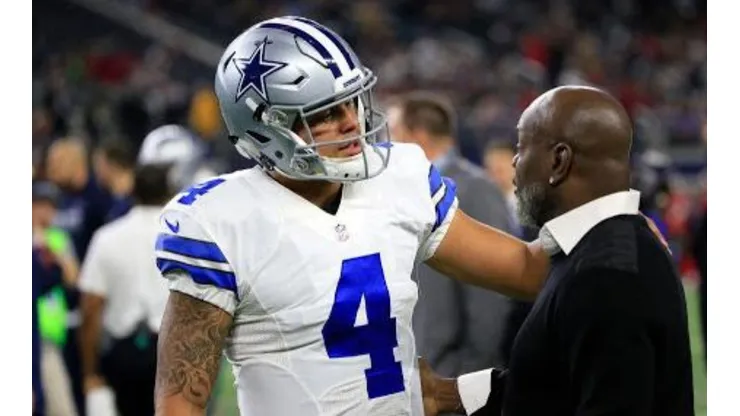 Emmitt Smith le hizo una recomendación sobre dinero a Dak Prescott.