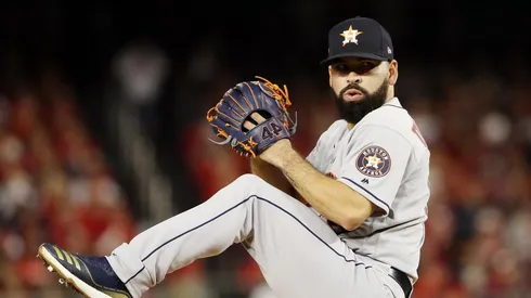 Coach de picheo de Houston tiene buenas noticias para el mexicano José Urquidy