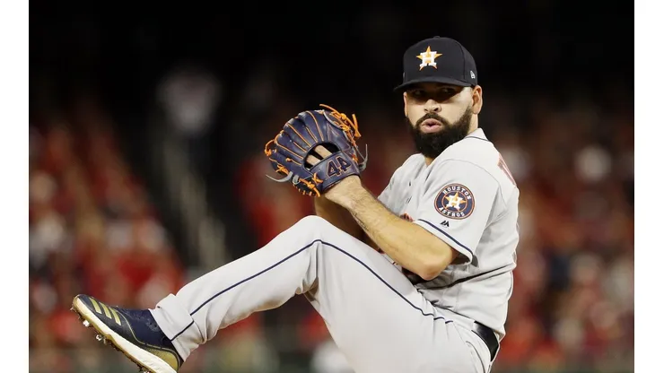 Coach de picheo de Houston tiene buenas noticias para el mexicano José Urquidy