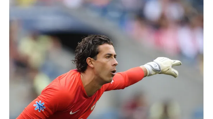 Oscar Jiménez sería titular ante Comunicaciones