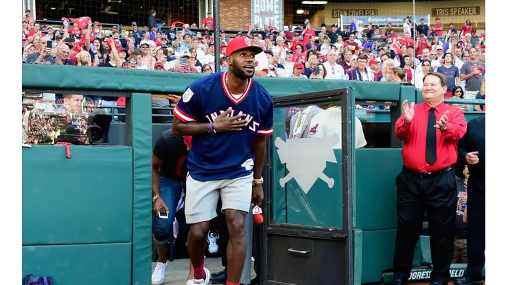 Lebron James en contra de los Houston Astros