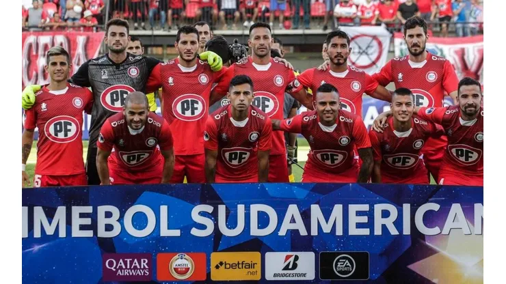 Unión La Calera se metió en la segunda fase.