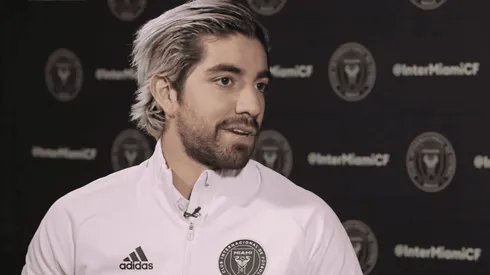 Francotirador de Récord: Rayados analiza proceder legalmente contra Rodolfo Pizarro