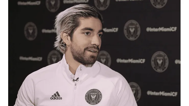 Francotirador de Récord: Rayados analiza proceder legalmente contra Rodolfo Pizarro