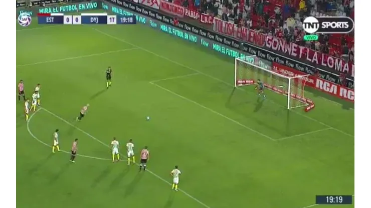 La Gata Fernández picó el penal, lo erró y enseguida le metieron el gol