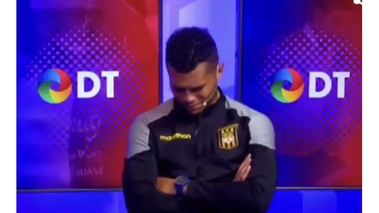 Así reaccionó Rolando Blackburn al recordar el penal.