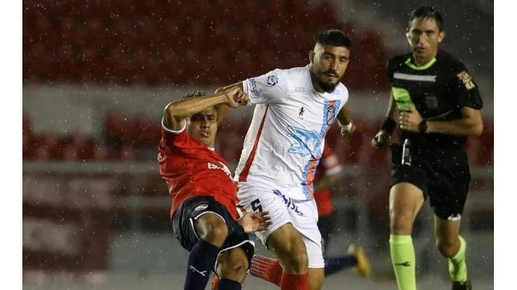 Final polémico y empate 1-1 entre Independiente y Arsenal.