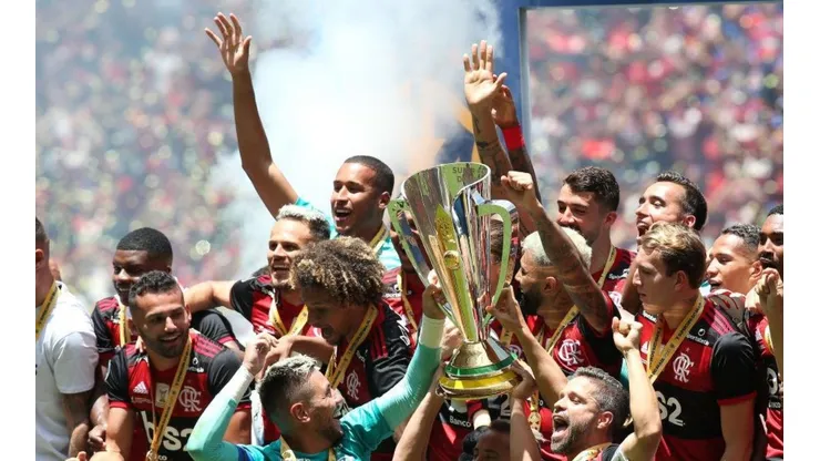 Flamengo viene de ganar la Supercopa de Brasil.