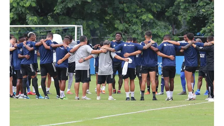 Emelec en el entrenamiento de este lunes.