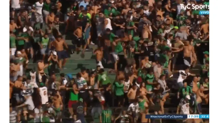 Foto de la hinchada de Chicago.