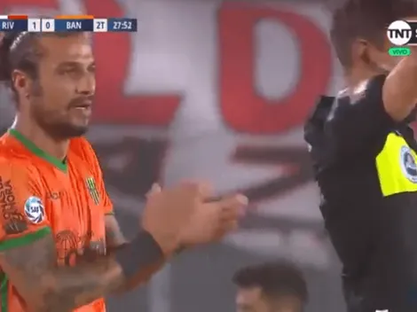 Daniel Osvaldo volvió al Monumental y lo silbaron de lo lindo