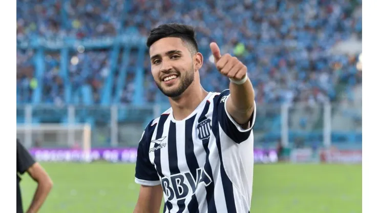 El delantero fue portero improvisado por un día