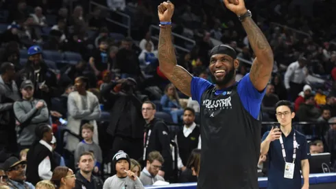 Revelado: el primer aro de LeBron James