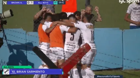 El festejo de los jugadores de All Boys.