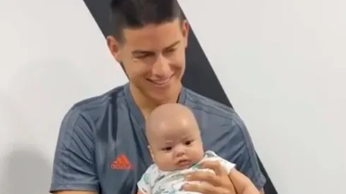 James Rodríguez y su hijo, Samuel.