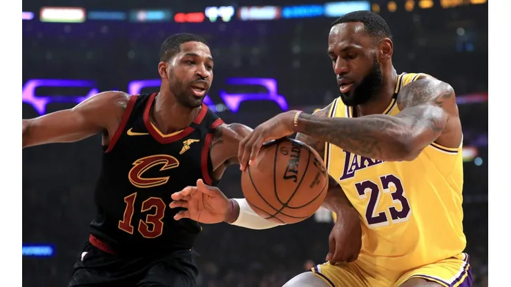 Cleveland Cavaliers v Los Angeles Lakers