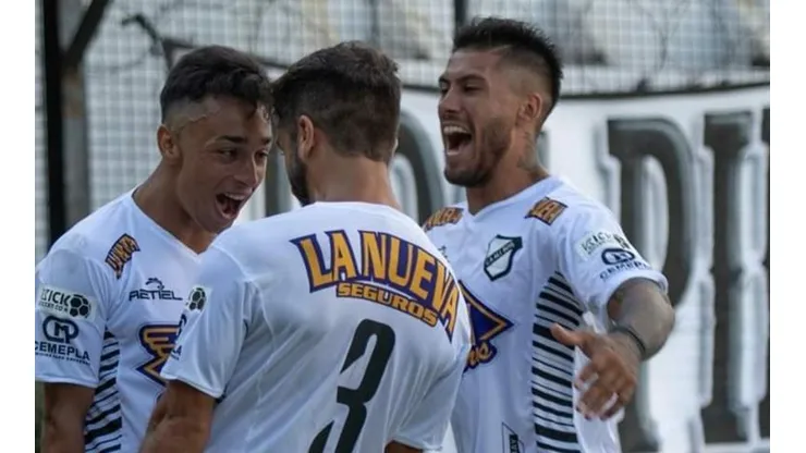 CÓMO VER ONLINE Brown de Adrogué vs. All Boys por la Primera Nacional