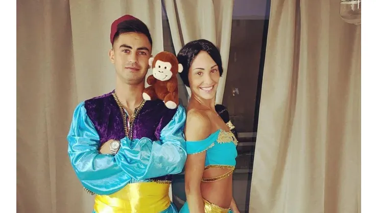 Foto del Pity Martínez con su novia.
