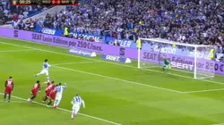 Oyarzabal le enseñó a Blackburn cómo se patea saltando y metió un golazo