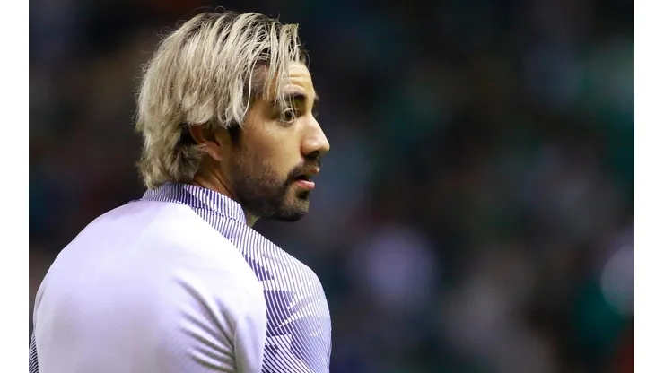 El dueño de Rayados dijo que querían retener a Pizarro