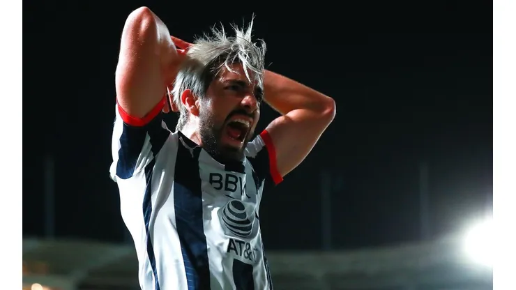 Las 4 polémicas de Pizarro en su estadía en la Liga MX