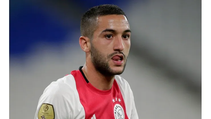 Ajax acordó para que Ziyech juegue la próxima temporada en la Premier League