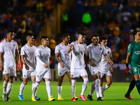 Acusan a un jugador de Chivas por irse de fiesta post derrota