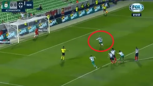 Como contra Al Sadd: Cárdenas le detuvo un penalti a Valdés