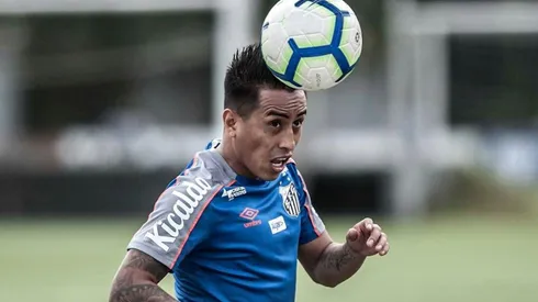Cueva llegó al Santos proveniente del Krasnodar de Rusia.